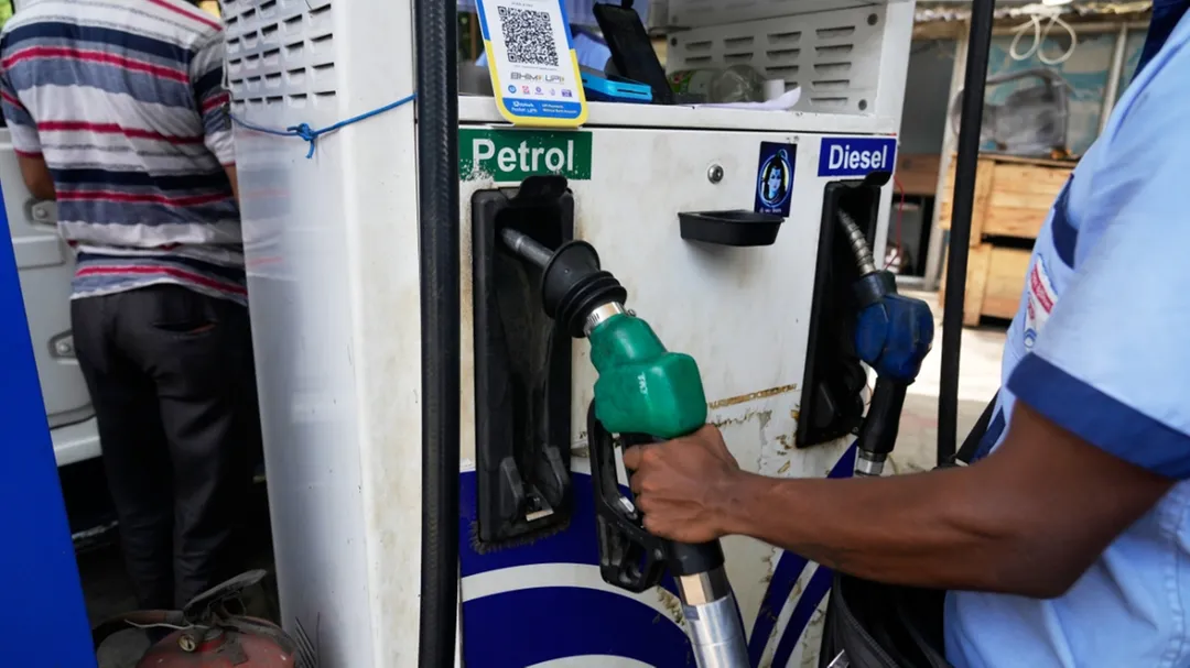 Delhi Riders Persist With Petrol Bikes Despite Electric Vehicle Growth
